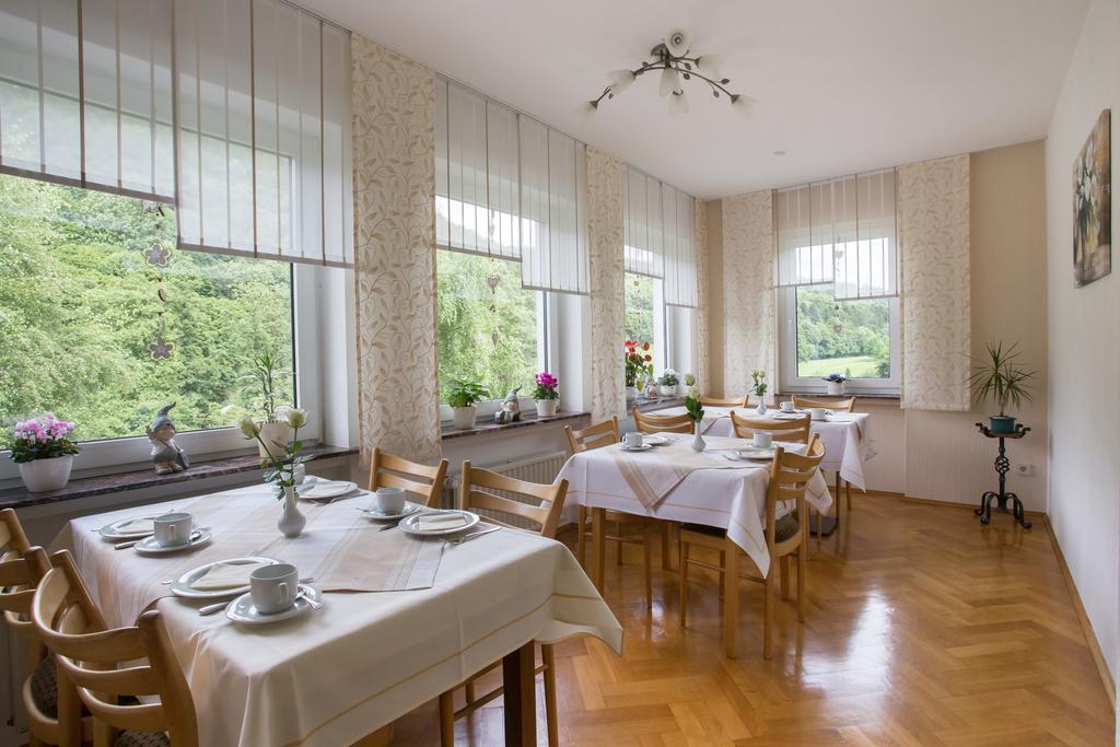 Отель Haus Kesper-Brunen Виллинген Экстерьер фото